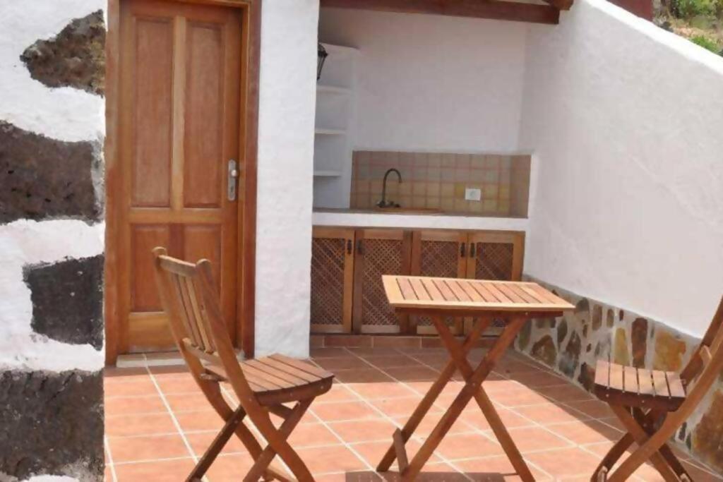 Casa Rural De 1945 Dos Plantas Patio Y Barbacoa 弗龙特拉 外观 照片